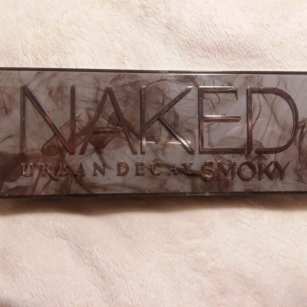 💣🕸🔥Naked Smokey Pallete🔥🕸💣